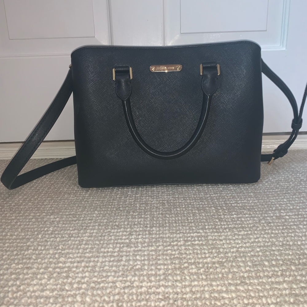 MICHAEL KORS BLACK SAVANAH SATCHEL